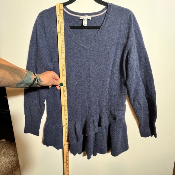 Isaac Mizrahi 100% Cashmere Ruffle Peplum Pullover Blue Sweater Size Medium - Picture 5 of 8